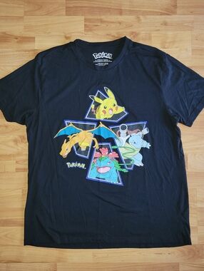 Pokemon Black Graphic T-shirt With Pikachu, Charizard, Blastoise & Venusaur, XL